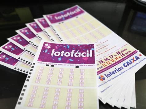 lotofácil 14 pontos quanto ganha